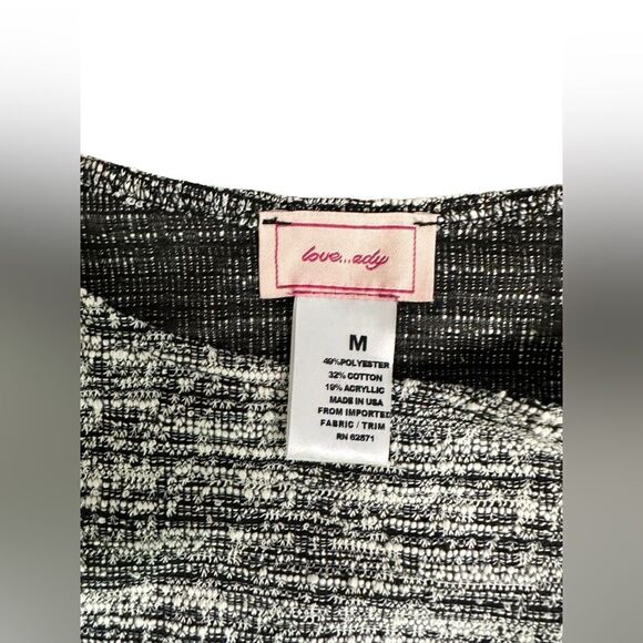 LOVE ADY Textured mini dress with short puffed sleeves and ruffled hem EUC sz M - Picture 11 of 15